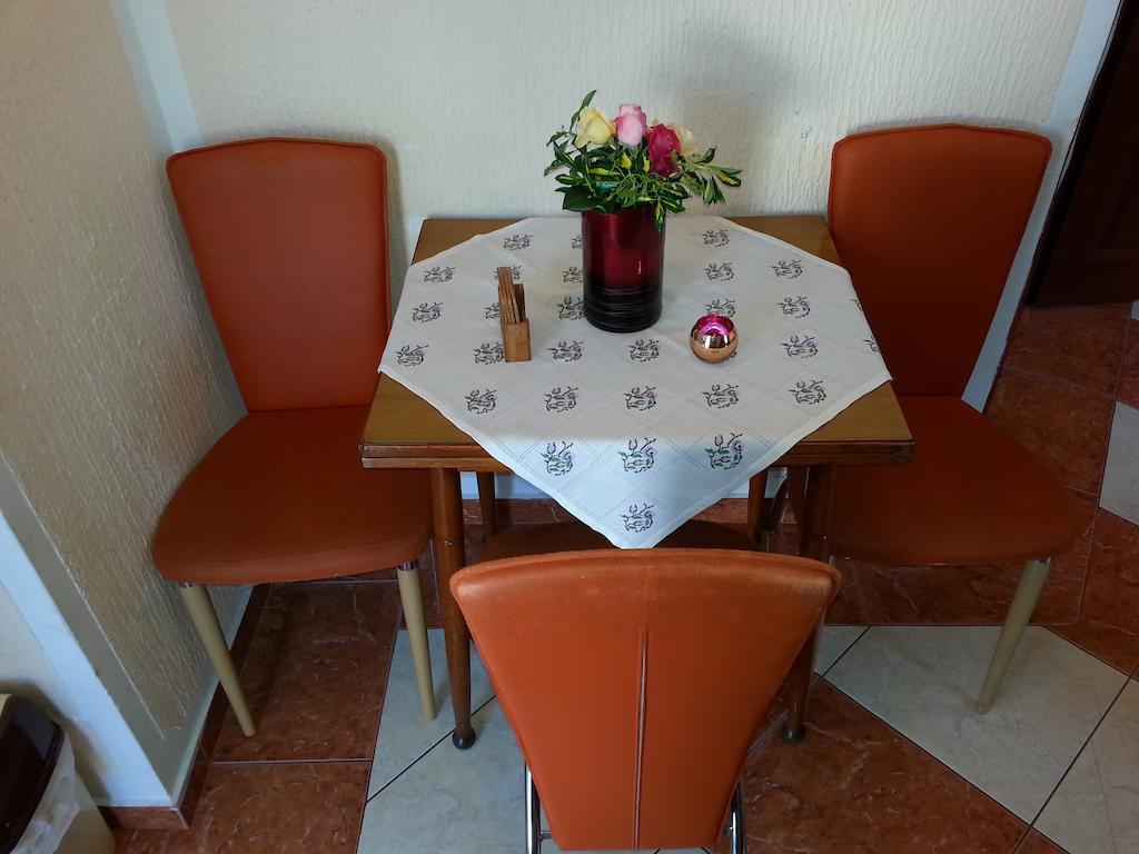 Apartments Stevo Nikocevic Bar Habitación foto